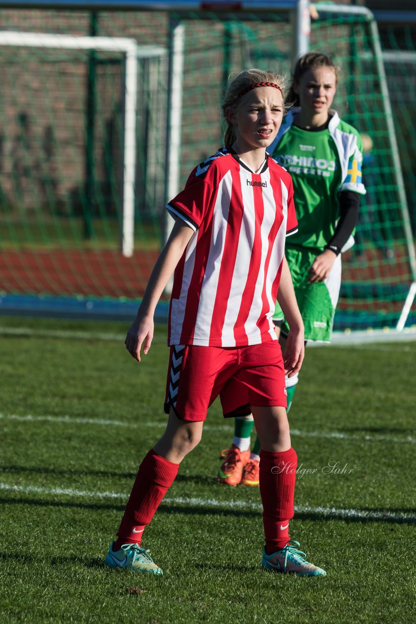 Bild 159 - C-Juniorinnen Kaltenkirchener TS - TuS Tensfeld : Ergebnis: 8:1